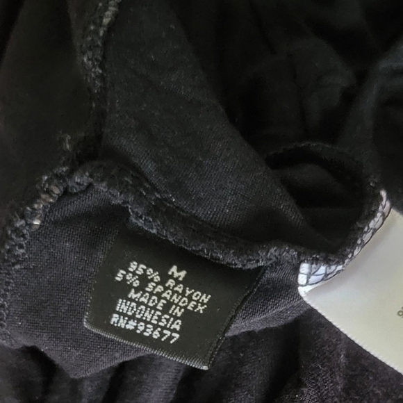 Women Simple Black Skirt M - Picture 2 of 2